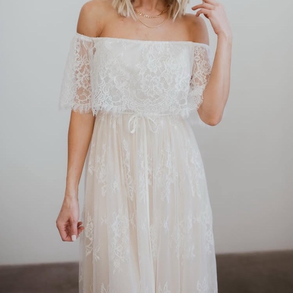 NWOT Guinevere Baltic Born Cream Lace Off-Shoulder Dress, Size Large - Picture 3 of 12